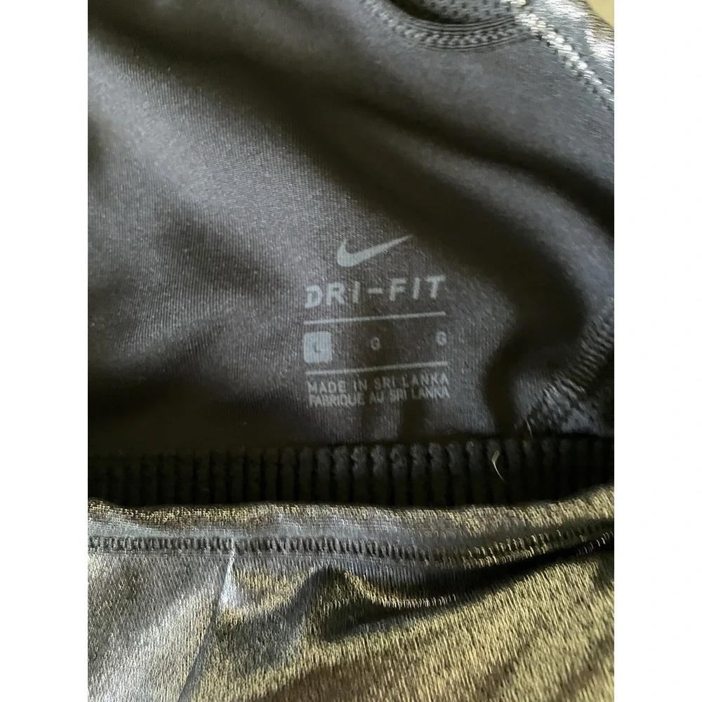 Nike Icon Metallic Top And 7/8 Matching Leggings Luminous Sleek